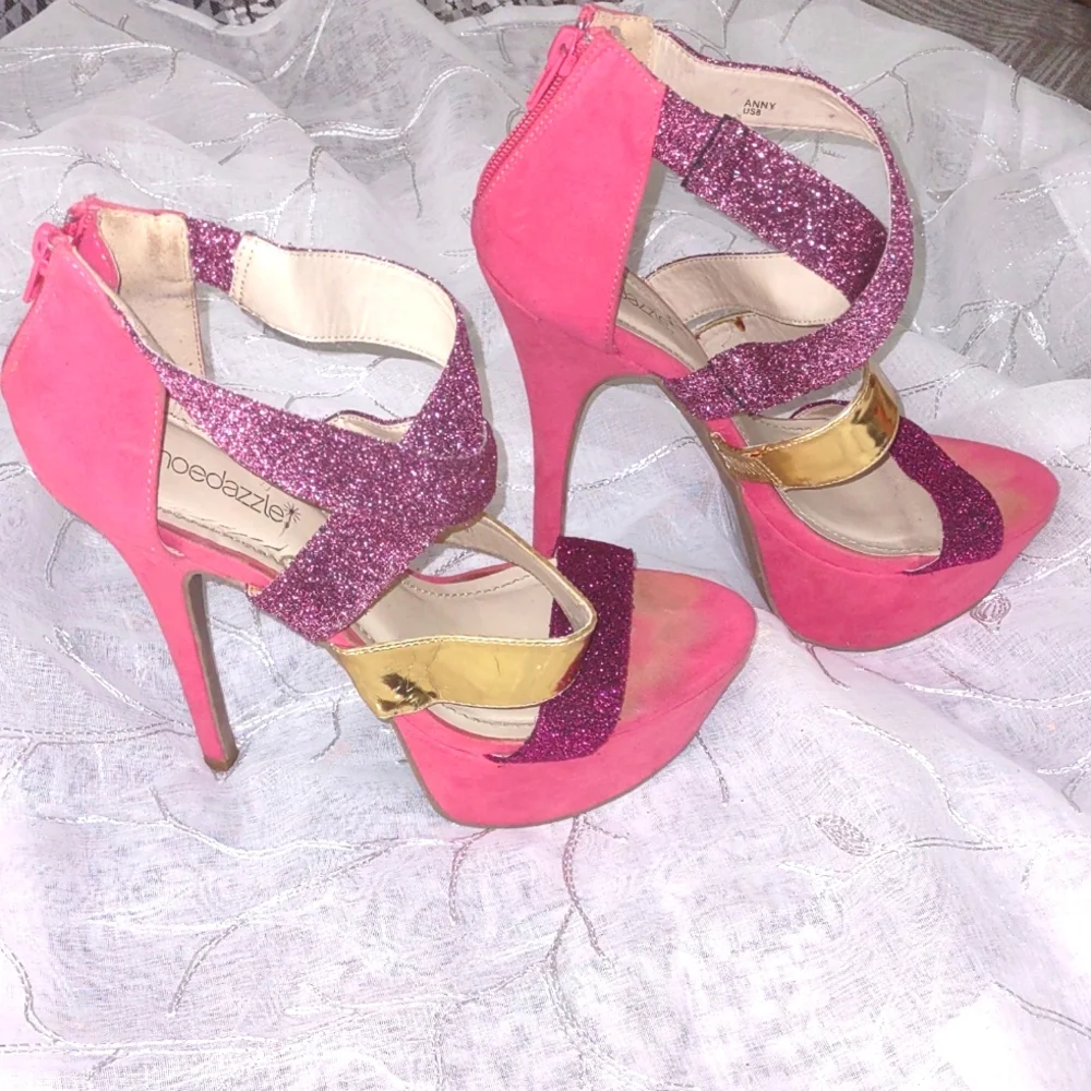 High Heels - Picture 2 of 5